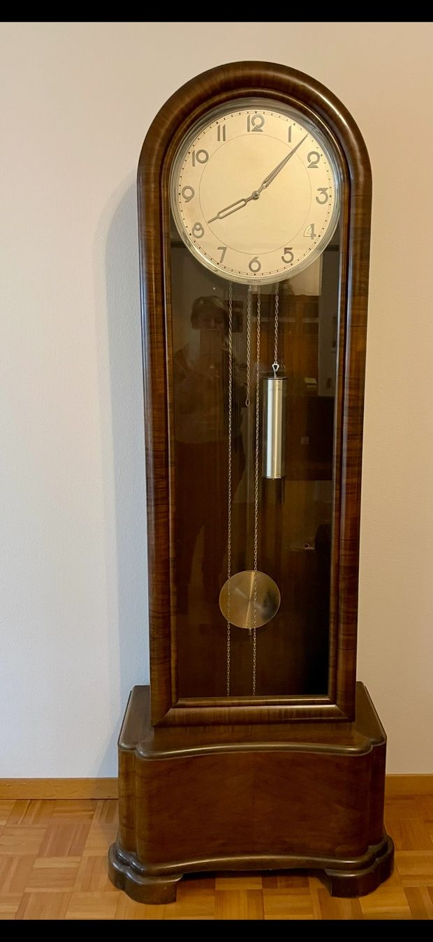 Stand- & Wanduhren: Standuhr – Gebraucht aus Immensee von Rigi18
