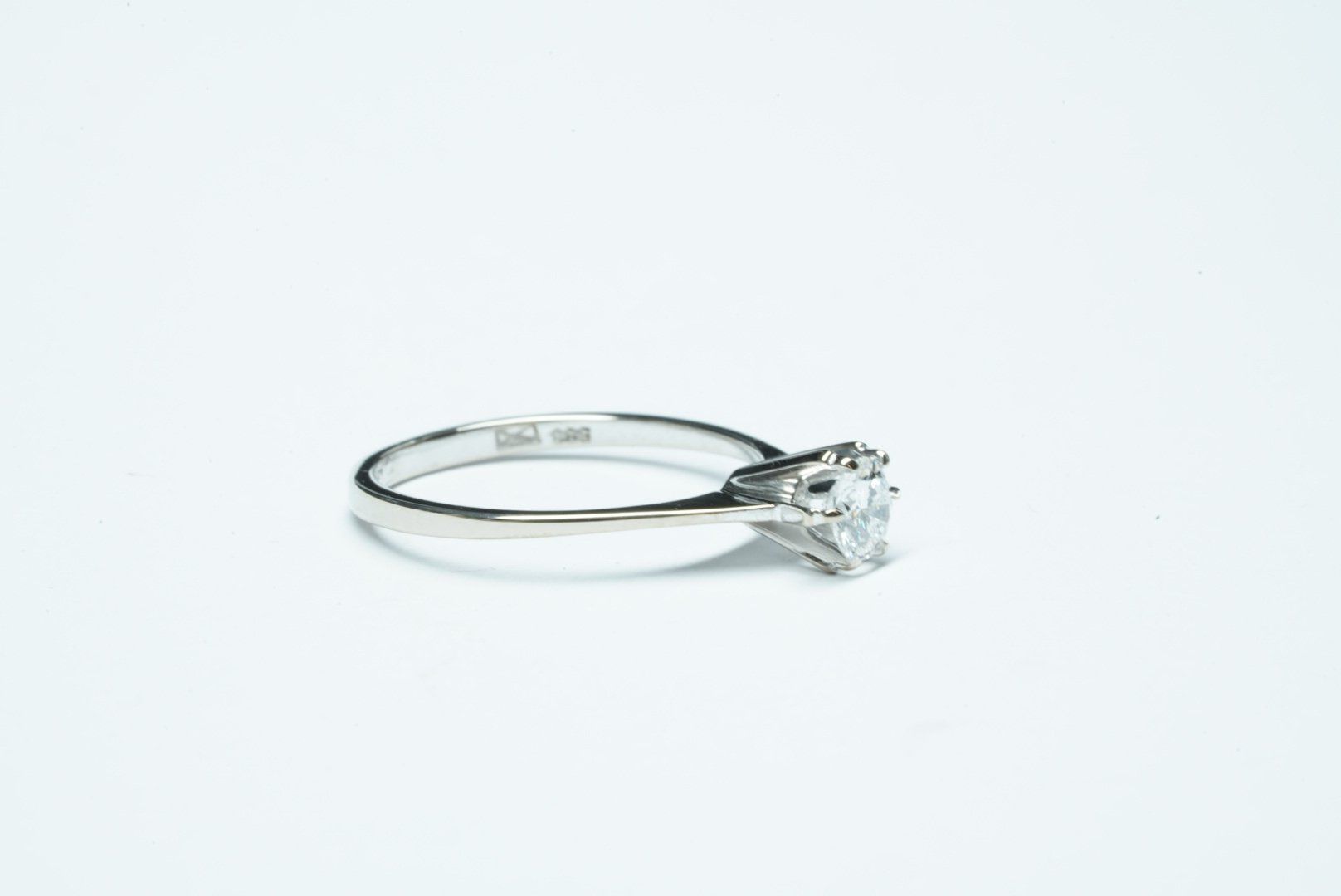 Ringe: 14k Diamant Solitär ca. 0.35ct – Gebraucht aus Bülach von Re-Jewelled 1