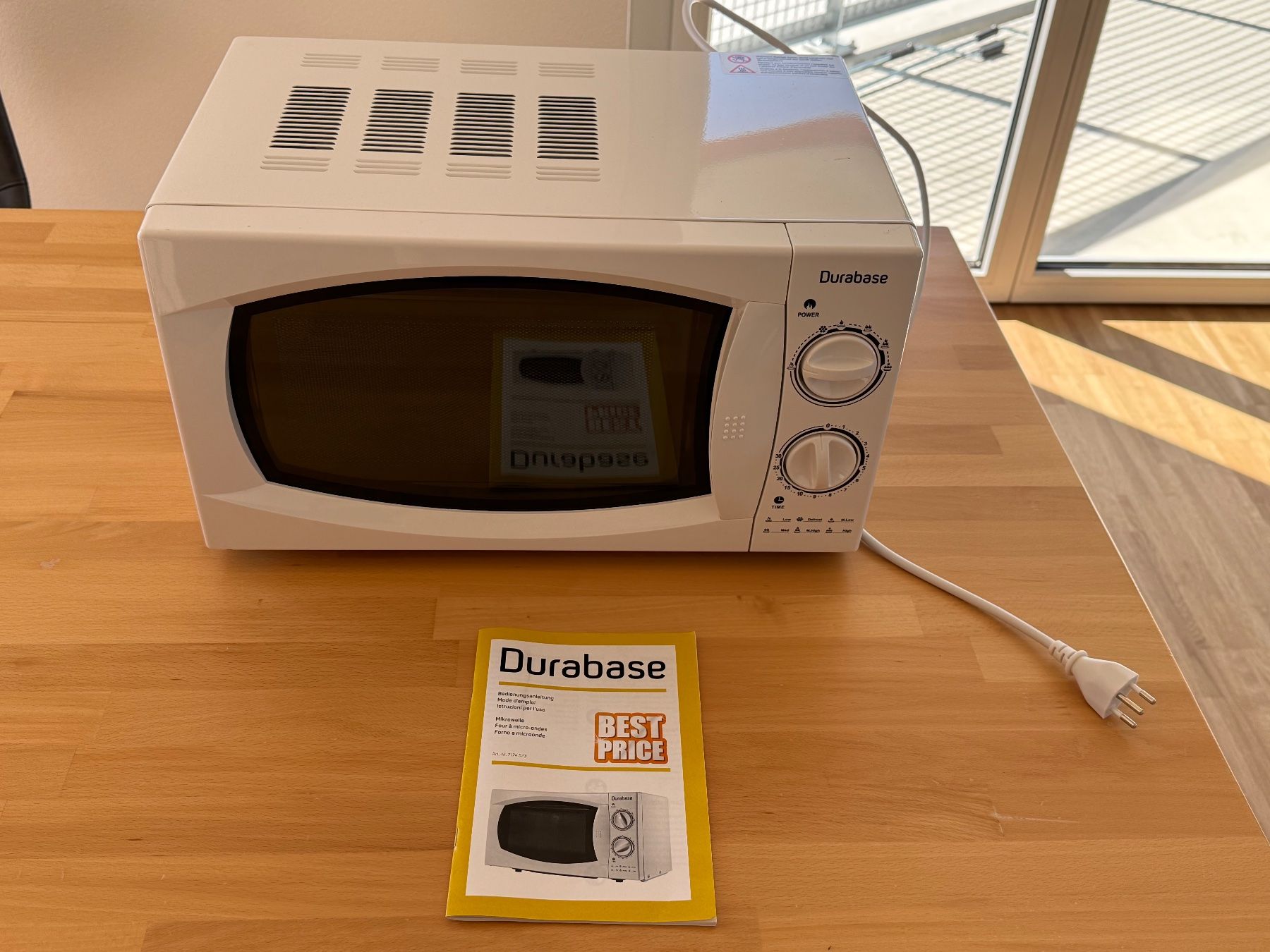 Durabase Appareils de cuisine: Durabase Mikrowelle – D'occasion à Aarau par luk_mh7h