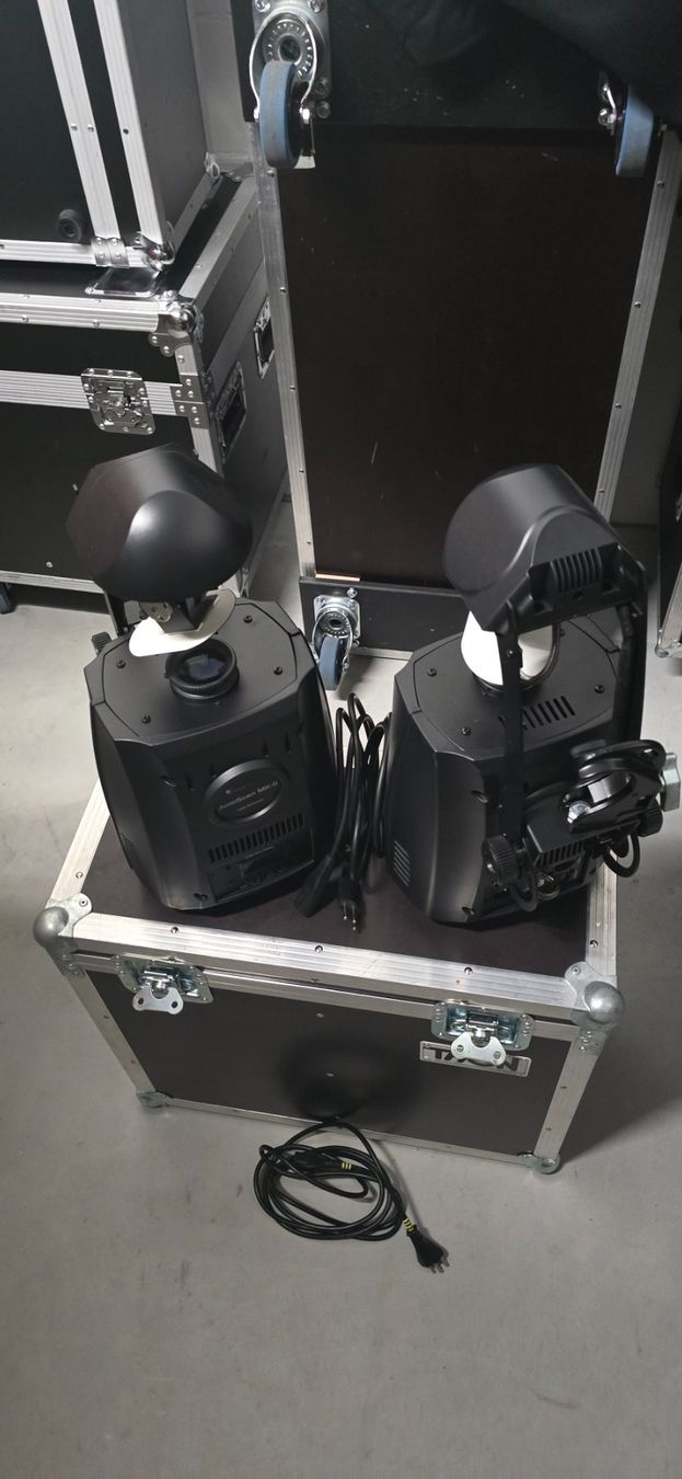 Lampen: 2x Junoscan Mk2 mit Case – Gebraucht aus Leutwil von pascalluepu