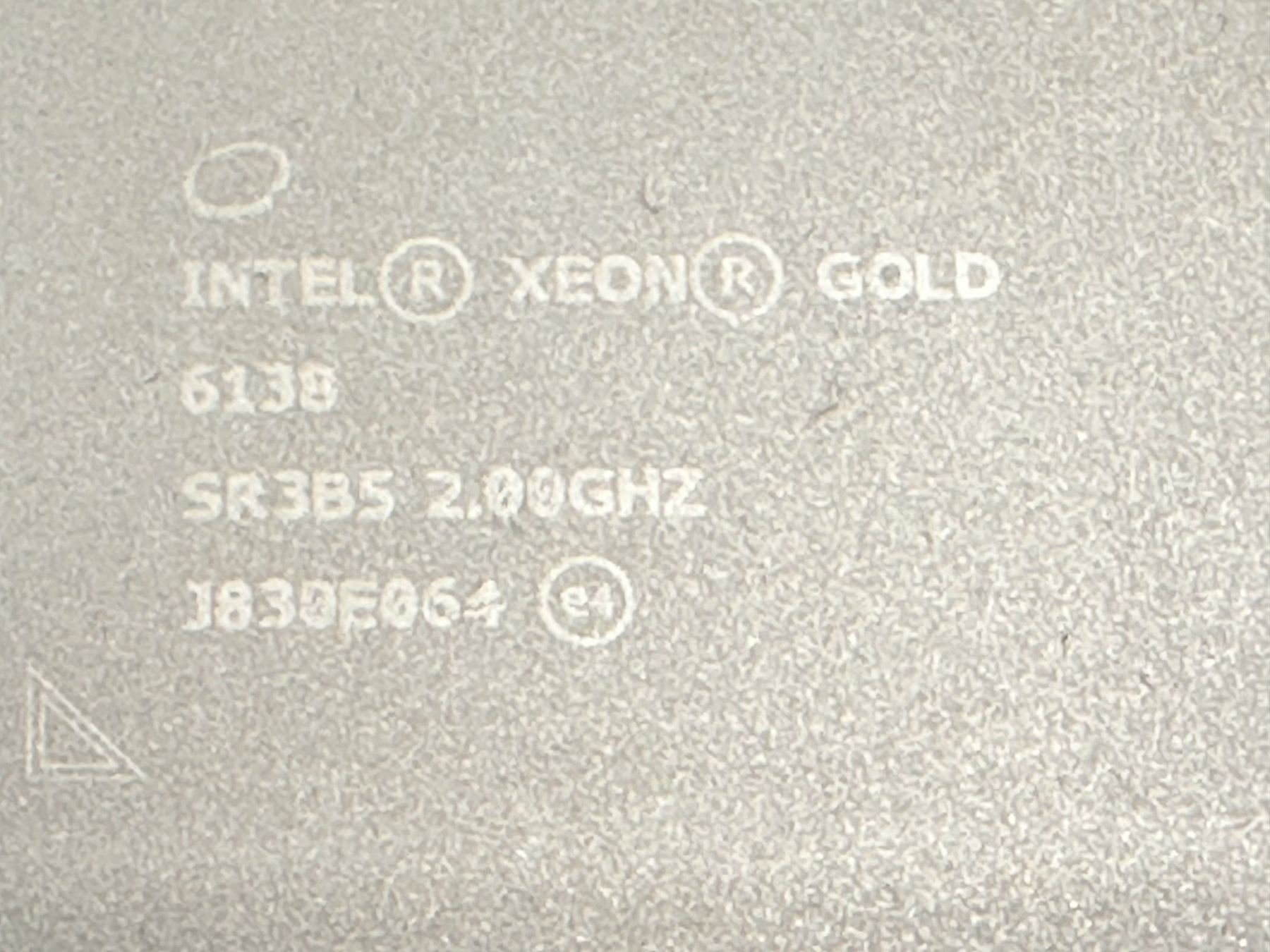 Intel Server: Intel Xeon Gold CPU 2.0GHz 6138 SR3B5, 20-Core – Usato da Münsingen venduto da Hanibal26 1