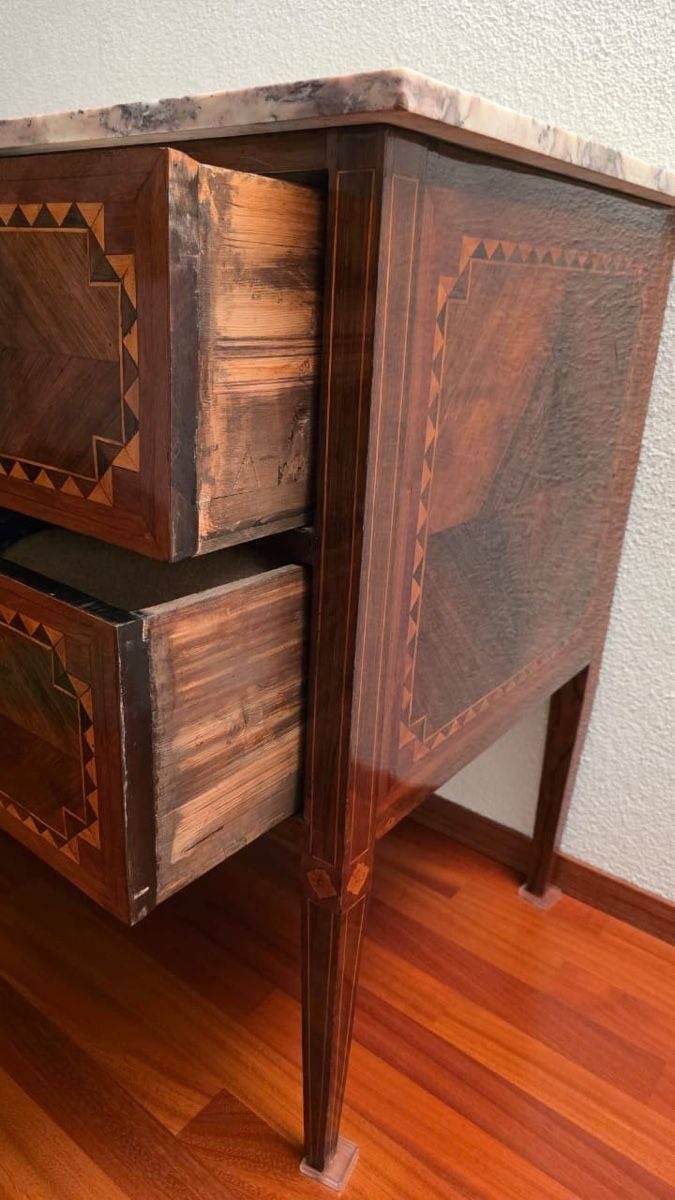 Kommoden: Commode XVIII ème siècle – Gebraucht aus Luzern von Jgl 4
