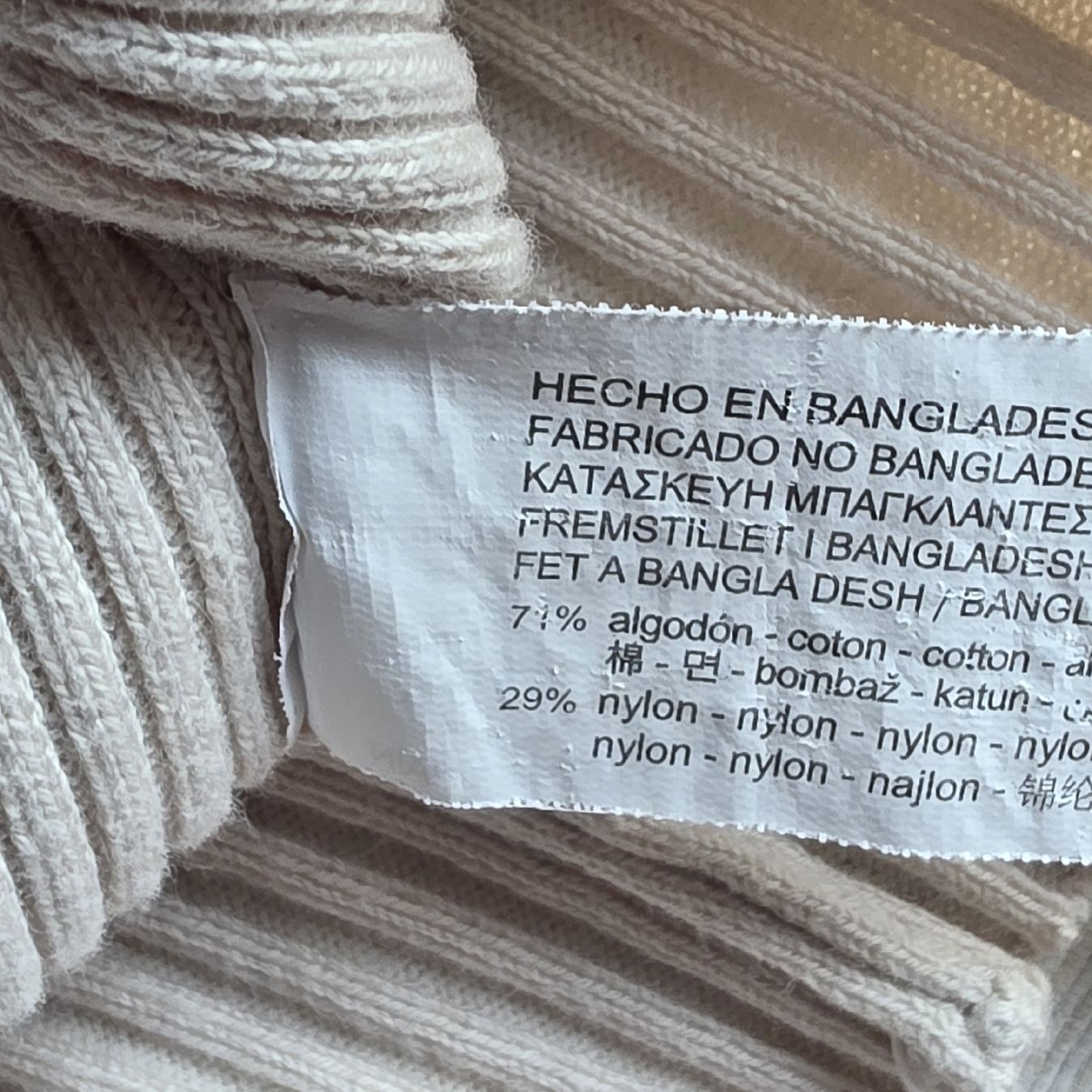 Stradivarius Maglioni & Felpe: Schicker Stradivarius Pullover mit Reissverschluss, Gr. L – Nuovo (secondo la descrizione) da Rheinsulz venduto da Gilea 6