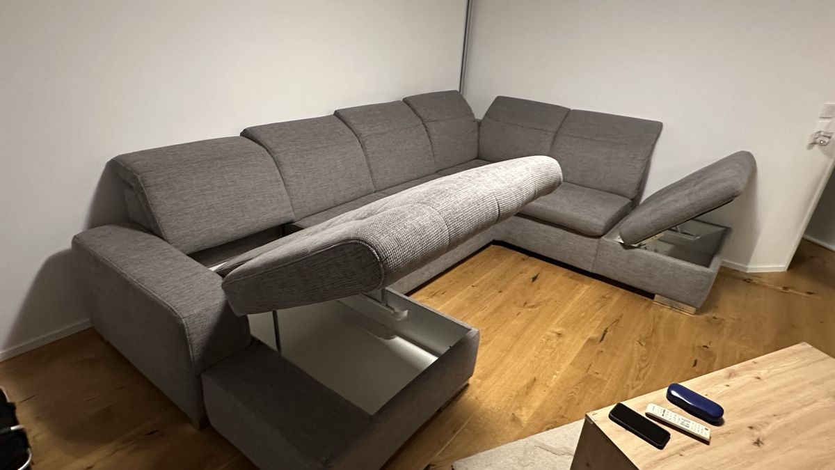 Sofas: Ecksofa mit Bettfunktion ab 1.- – D'occasion à Bronschhofen par -BeeN- 8
