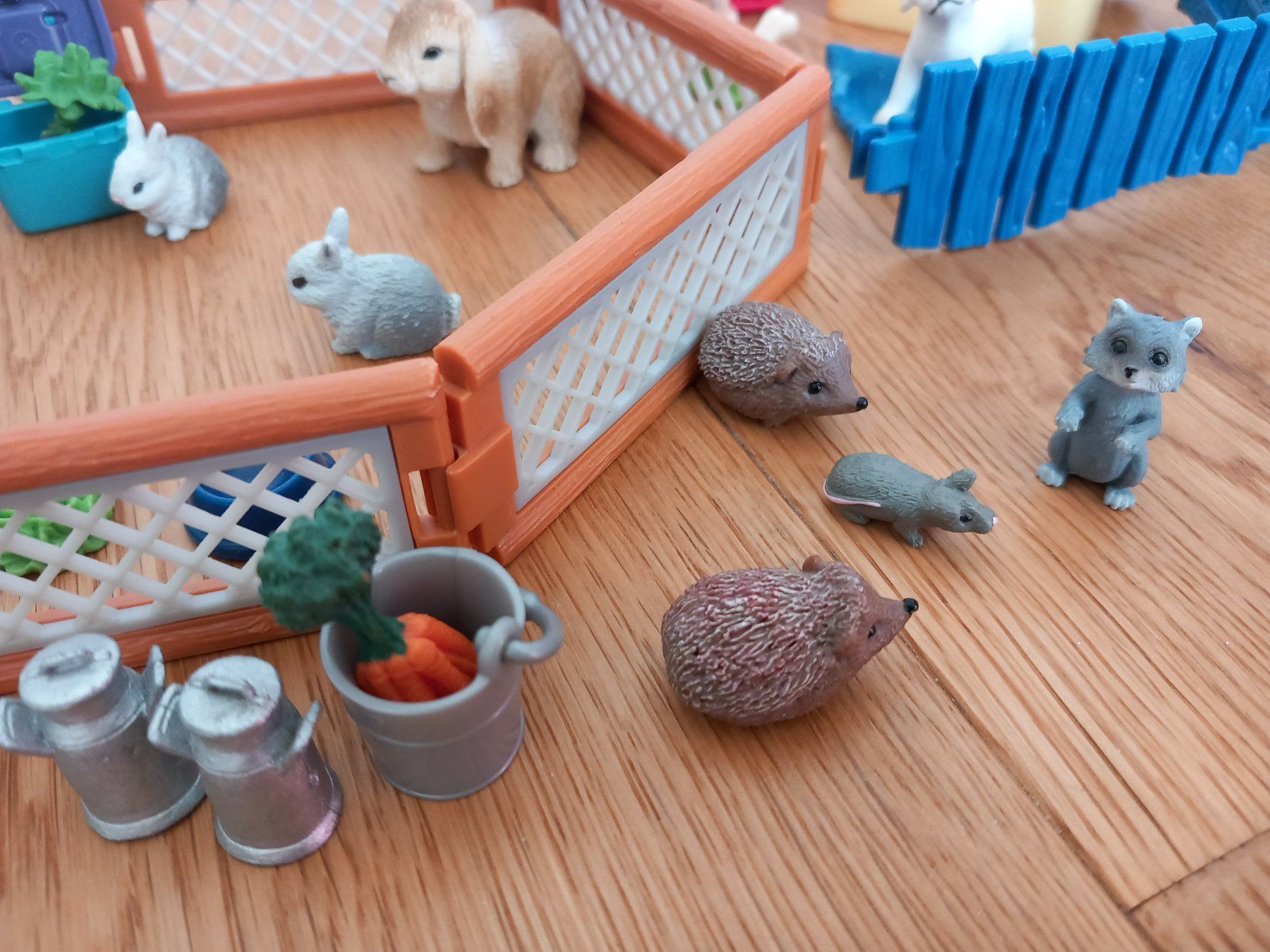 Schleich Spielzeuge: SCHLEICH Camping mit Tieren-Konvolut – Gebraucht aus Unterengstringen von Nincraft 3