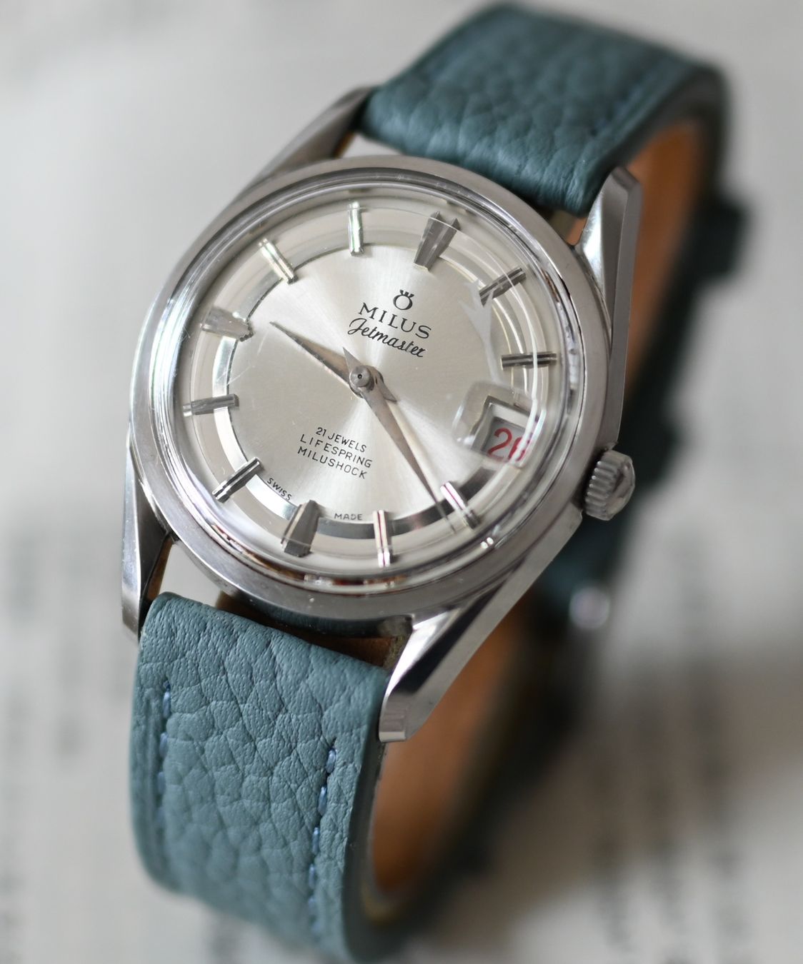 Milus Orologi: MILUS Jetmaster - Polerouter Style Vintage Uhr – Usato da Bern venduto da DasSpaghett