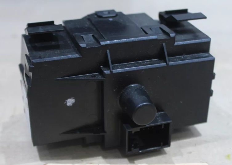 BMW Tutti pezzi di ricambio auto: BEDIENEINHEIT LICHT Original + BMW 1er E82 E88 – Nuovo (secondo la descrizione) da Zürich venduto da Ermsa 3