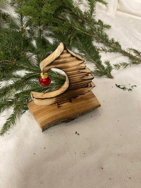 Tutte le decorazioni: Weihnachtsdeko Holzbaum mit Baumschmuck Rot – Usato da Naters venduto da sch_9fvg 1