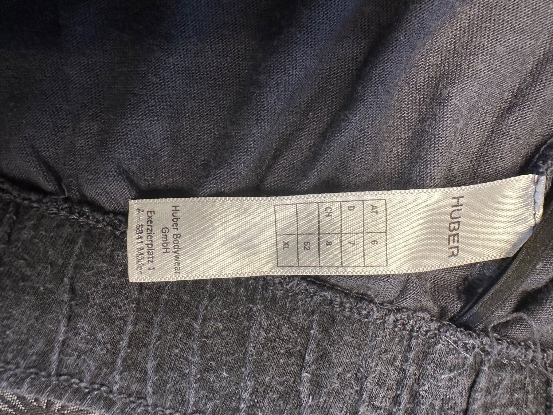 Pigiami: Pyjama XL von HUBER – Usato da Mauren venduto da SB1606 2