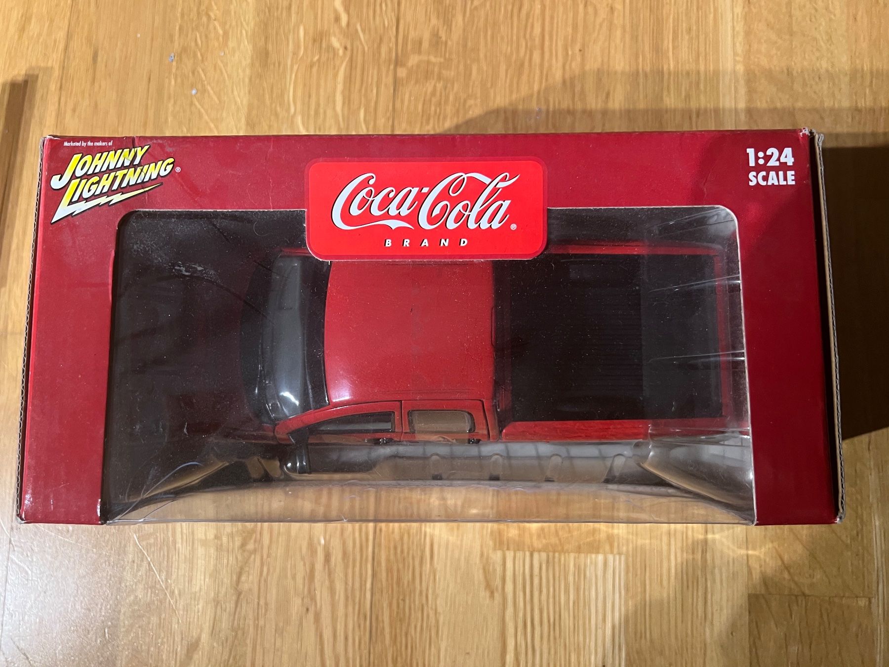 Coca-Cola Modellini d'auto: Coca Cola Modellauto Truck 1:24 2003 – Nuovo e nell'imballaggio originale da Wabern venduto da PRSPCT 1