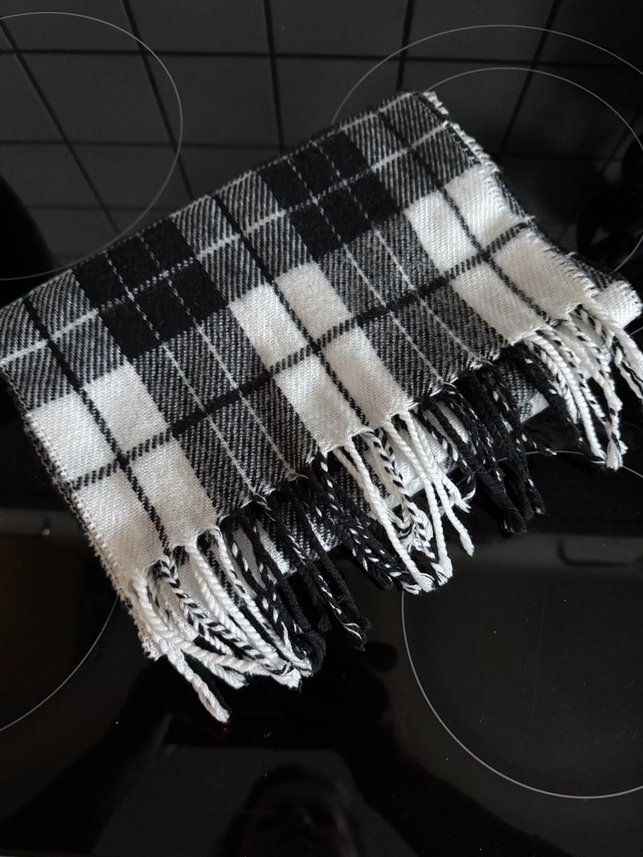 Foulards & écharpes: Schöner warmer Schal – D'occasion à Oberentfelden par Judyku 1