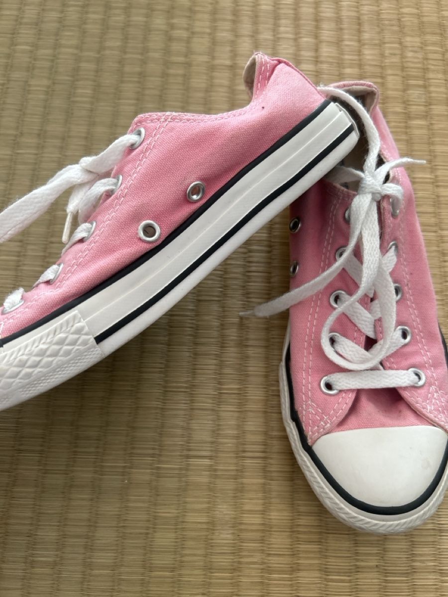 Converse Schuhe für Mädchen: Converse 33 – Gebraucht aus Uetikon am See von barceloneta 1