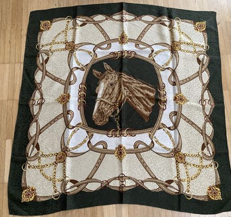 Seiden Foulard 🌸
