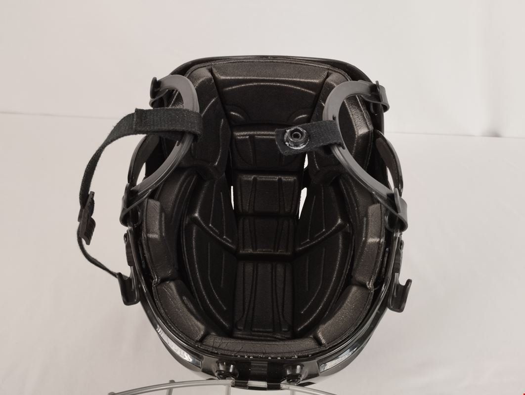 Ccm Helme: CCM Eishockey Helm FL40 – Gebraucht aus Schübelbach von  3