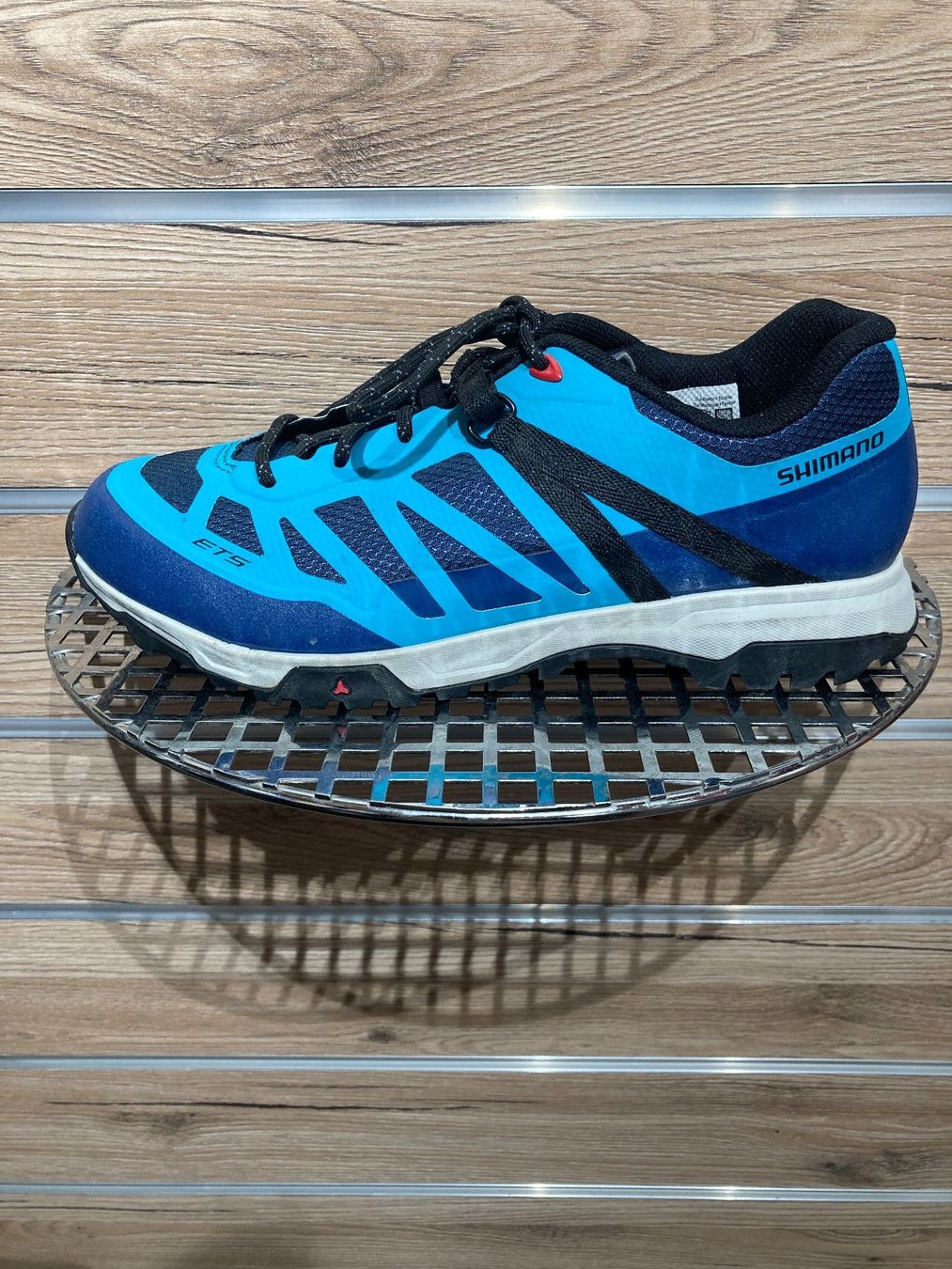 Shimano Scarpe da donna: Shimano ET5 SH-ET500W Blue Gr.38 – Nuovo (secondo la descrizione) da Lauterbrunnen venduto da Imboden-Bike