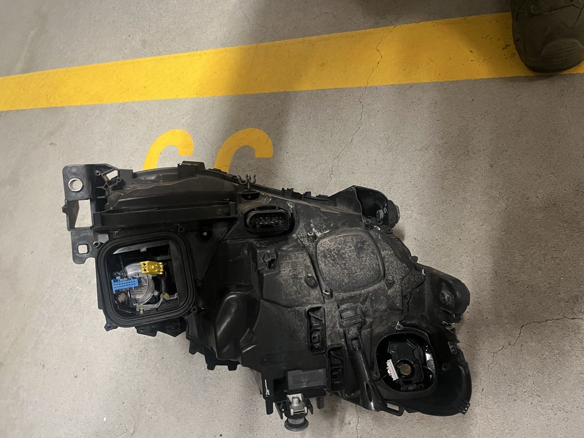 Mercedes-Benz Phares: GLE cuope W166. C292 – Défectueux à Pfäffikon SZ par nik_7ms 1