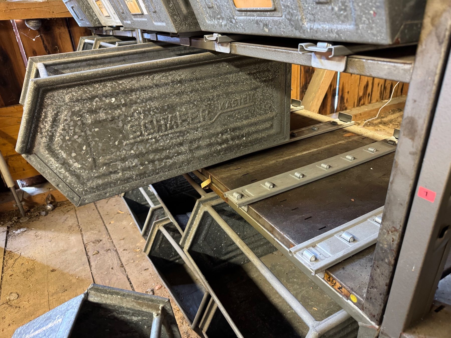 Scaffali: Metallregale mit Rollschubladen – Usato da Schweizersholz venduto da Sarah1234 2