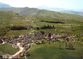 MENZINGEN ZG Flugaufnahme mit Pilatus