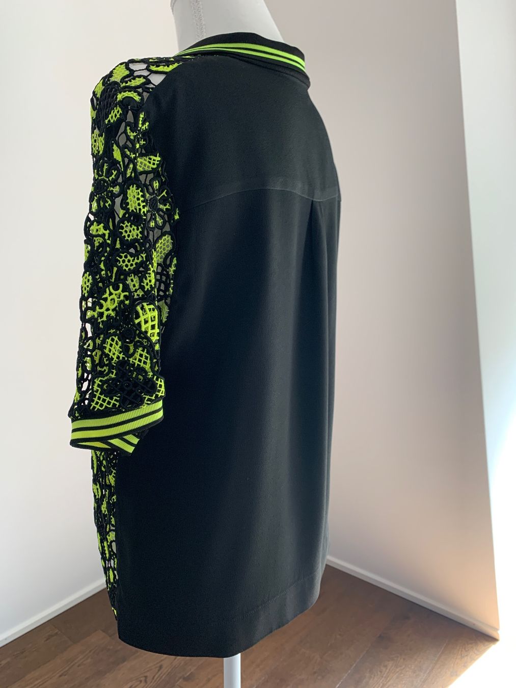 MSGM Top: MSGM top dentelle M – Nuovo (secondo la descrizione) da Morges venduto da Imade1 5