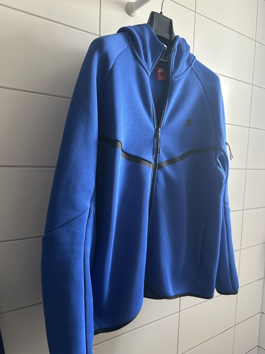 Nike Jacken: Herren Nike Jacke Grösse/XL – Neu (gemäss Beschreibung) aus Basel von Ivana_4