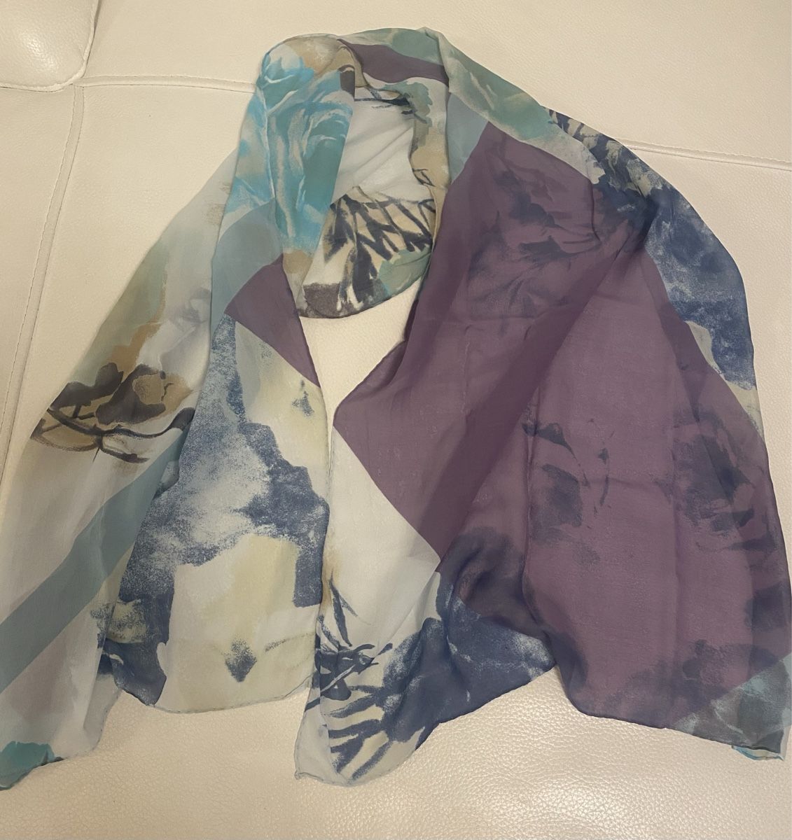 Foulard & Sciarpe: Seiden Schal 🌸 – Usato da Opfikon venduto da Luis144 1