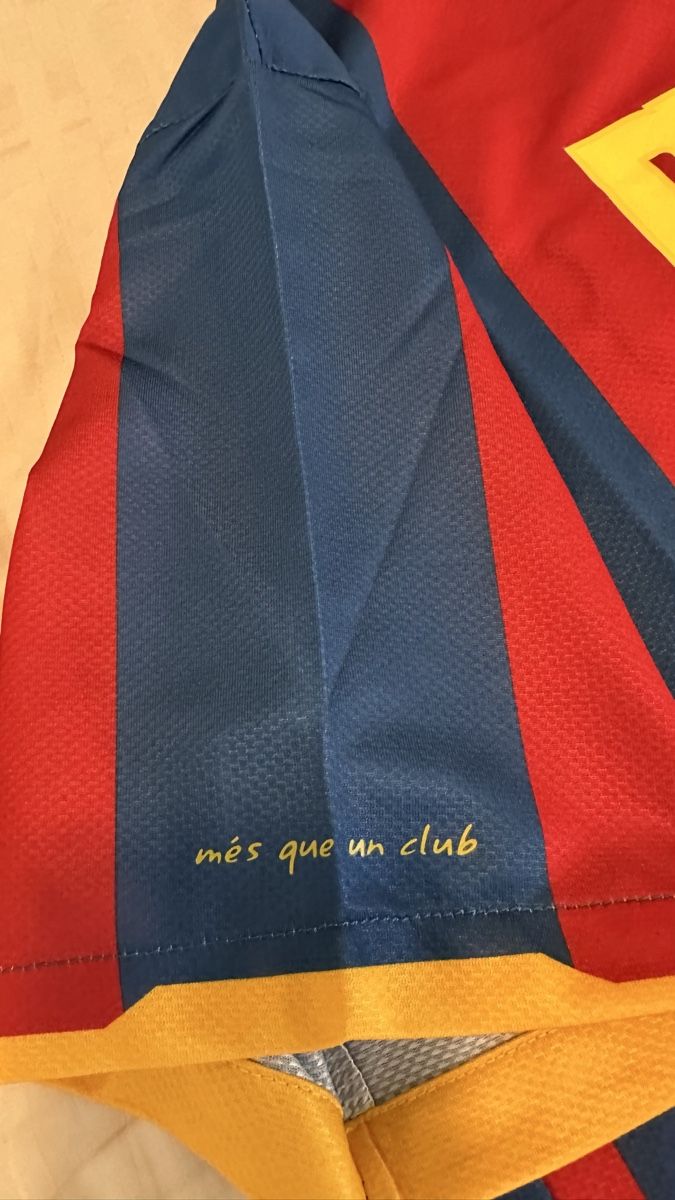 Leibchen & Hosen: Messi 10 - Barcelona 2010/2011 Jersey  – Neu (gemäss Beschreibung) aus Oberrieden von jon_5cl2 5