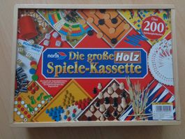 Spielmagazin in Holzschachtel, Marke Noris