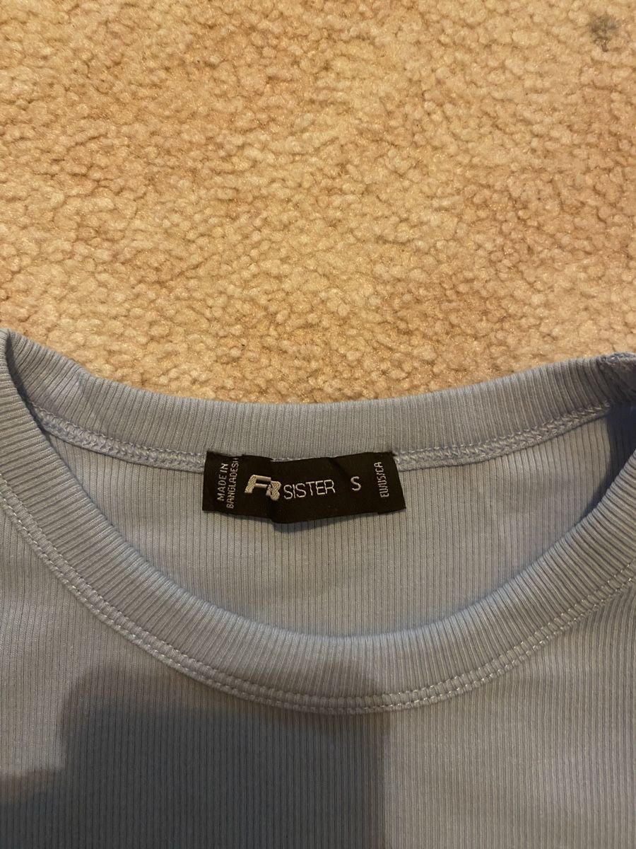 Vestiti: Kleid kurzarm hellblau Grösse S Zustand gut – Nuovo (secondo la descrizione) da Merlischachen venduto da aly_9ncj 2