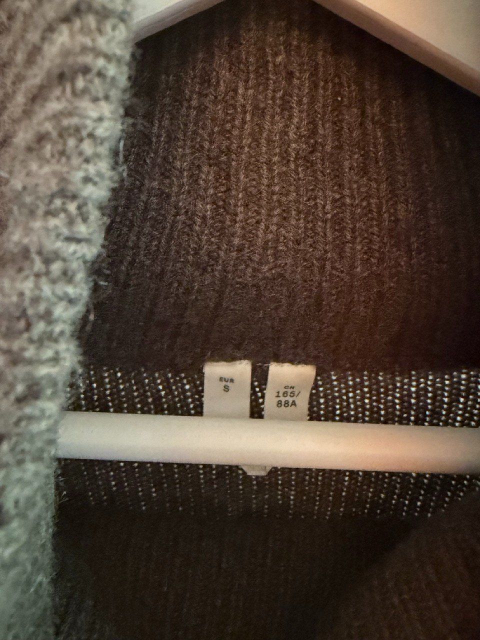 Pulls & Sweat-shirts: Arket Pullover Turtle Neck  100% Cashmere Größe S – D'occasion à Zürich par jonny_s 3
