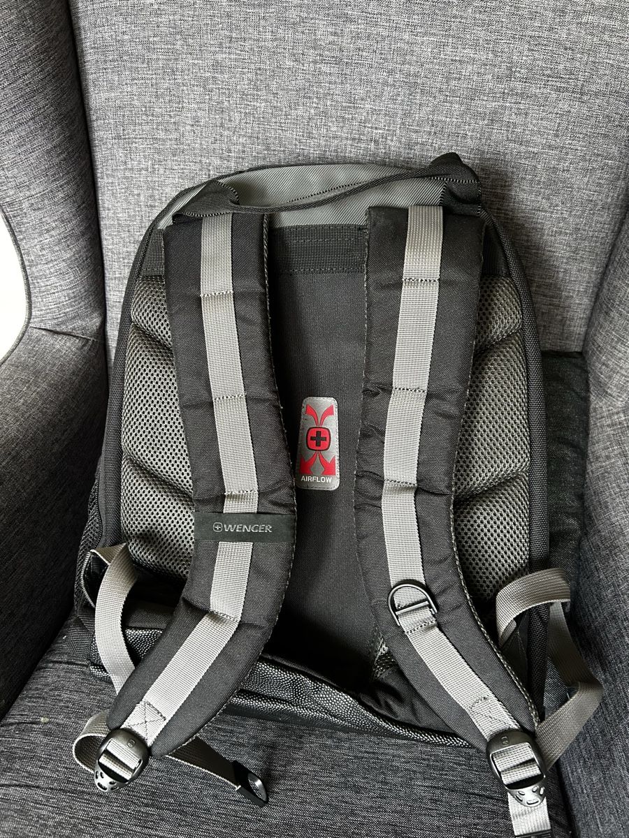 Wenger Zaini: Wenger Legacy Rucksack  – Nuovo (secondo la descrizione) da Zürich venduto da ElsterAuge7 3
