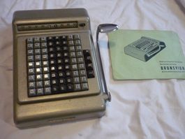 alte Rechenmaschine Brunsviga 90T kleinaddiermaschine