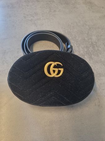 Gucci Gürteltasche Marmont Samt Schwarz
