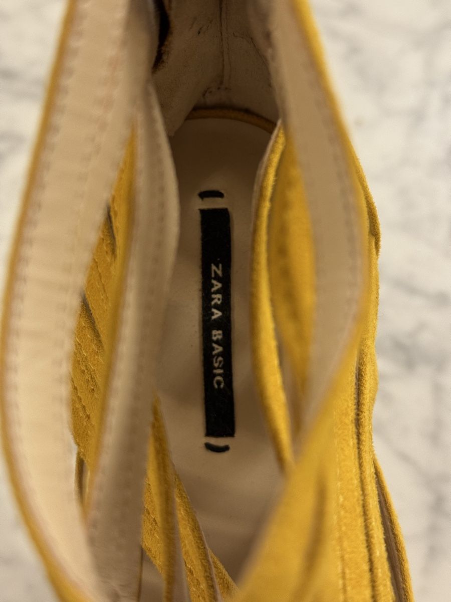 Damenschuhe: Bottines Zara – Neu und originalverpackt aus Genève von ale_ng8v 1