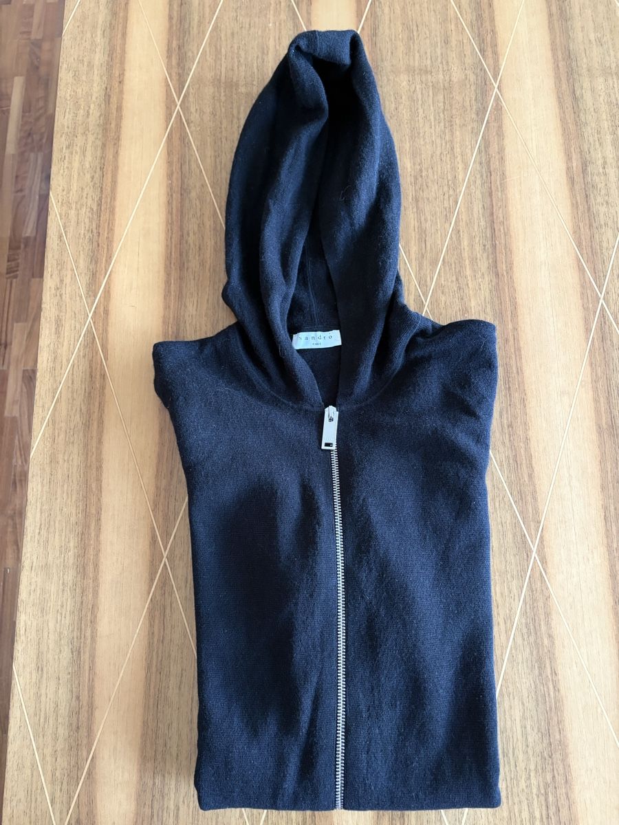 Sandro Maglioni & Felpe: Schwarze Strickjacke von Sandro Paris – Usato da Thalwil venduto da mic_87cm 4