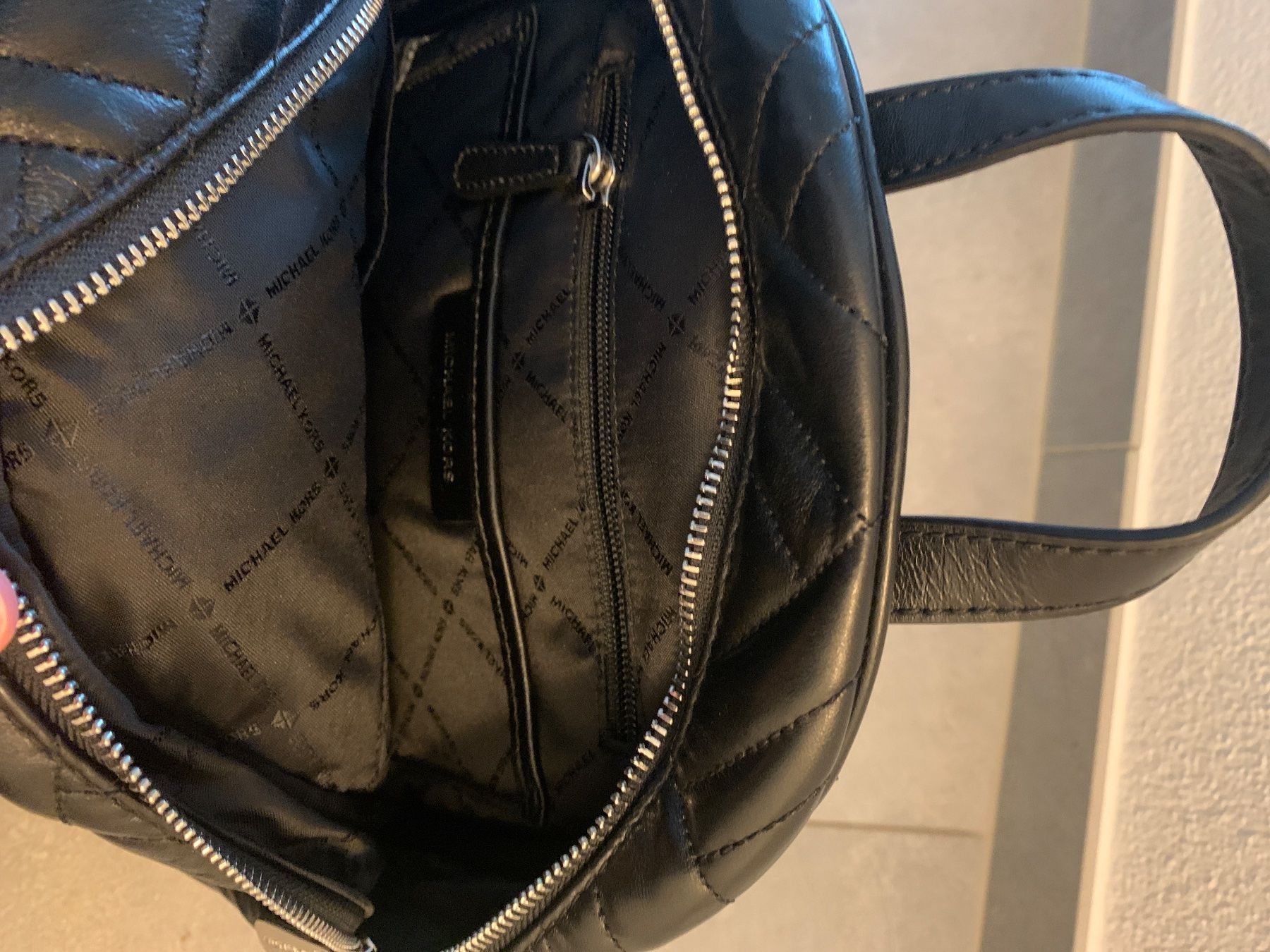 Michael Kors Sacs à dos: Michael Kors Rucksack – D'occasion à Thörishaus par peyersson 4