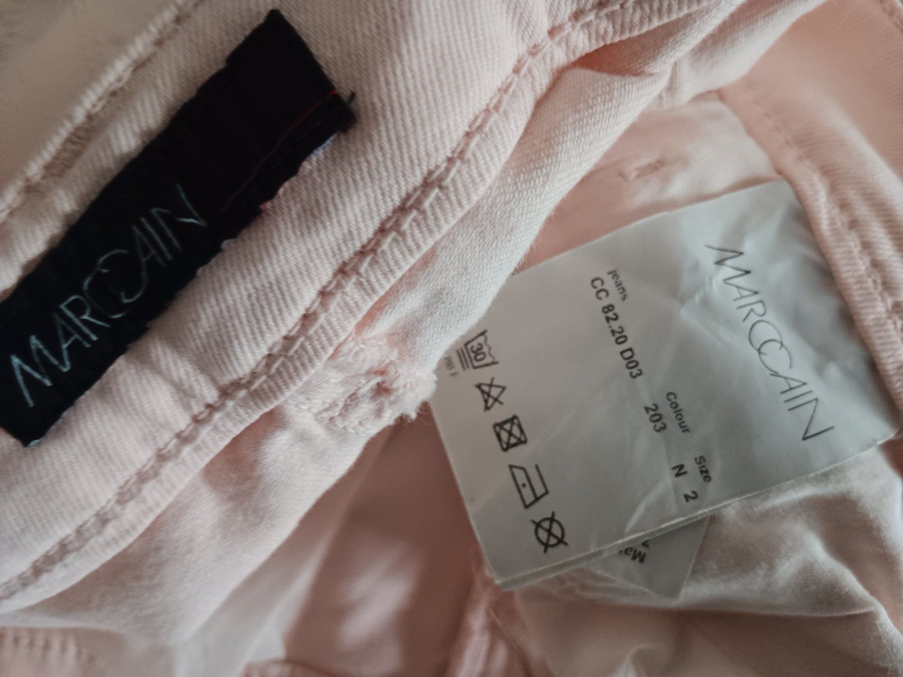 Marc Cain Jeans: MARC CAIN Jeans taille / Grosse S (2) – Usato da Cossonay-ville venduto da Super-Price-Quality 9