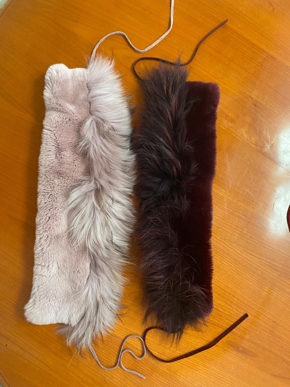 Foulard & Sciarpe: 2 Halsschals, Kaninchenfell v Lea Clement – Nuovo e nell'imballaggio originale da Brione s. Minusio venduto da batwoman3 1