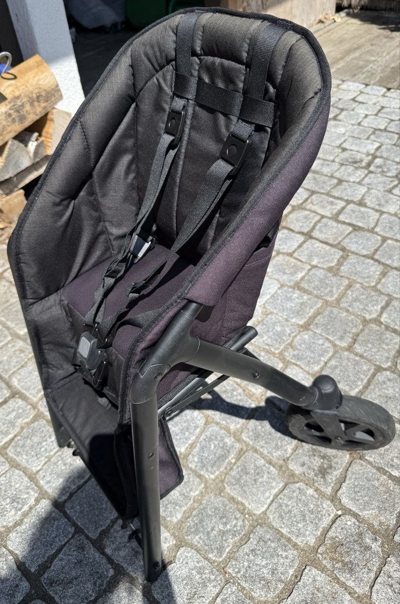 TFK Accessoires pour poussettes: TFK Shuttle / Zweitsitz Schwarz – D'occasion à Niederwil AG par ctmp 1