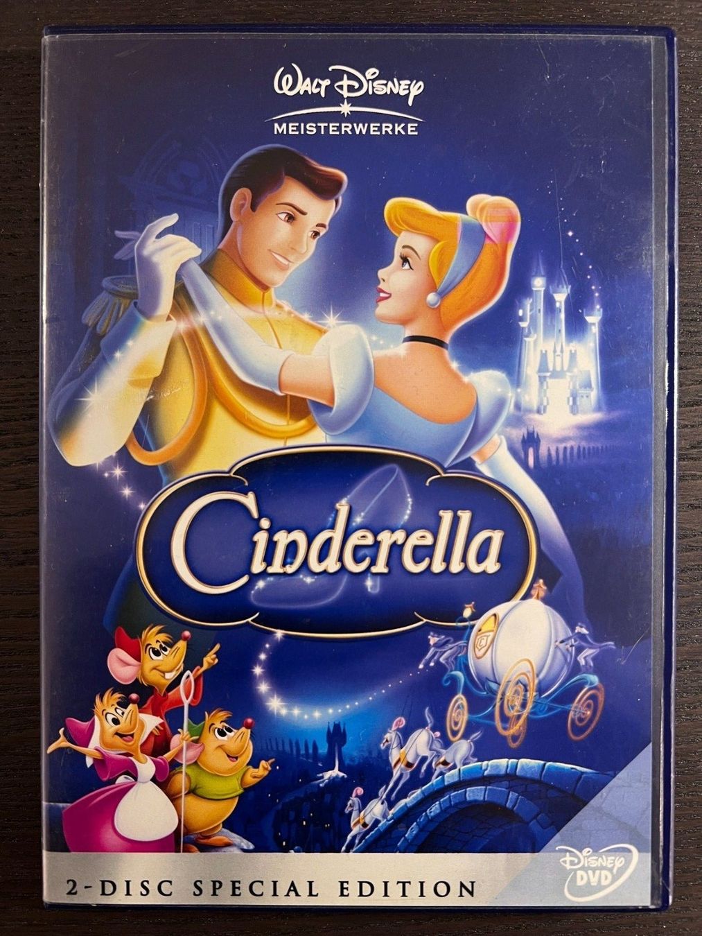 Tutti i DVDs: Cinderella – Usato da Zürich venduto da FilmFreunde