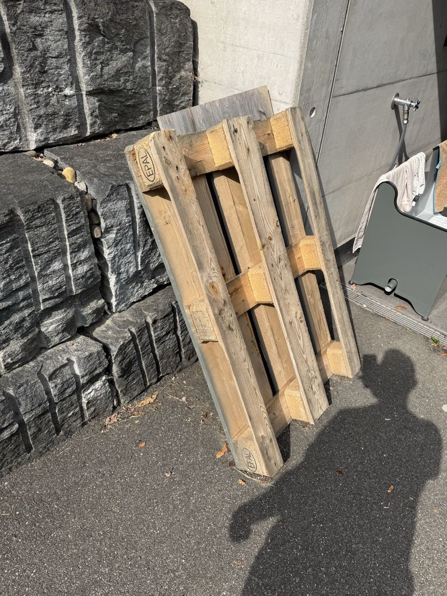 Holzartikel: Holzpalette EPAL gebraucht – Gebraucht aus Wettswil von Venice3