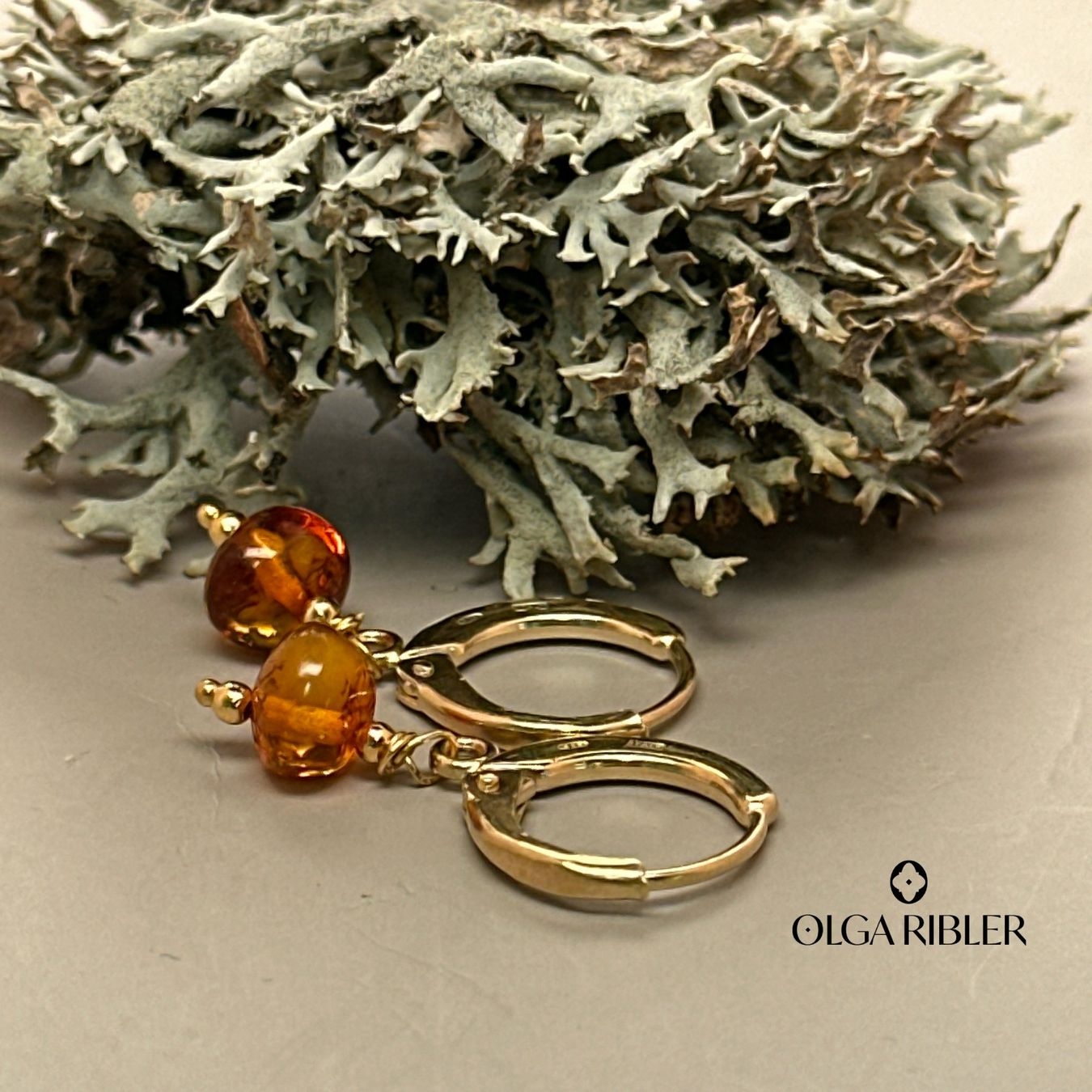Olga Ribler Orecchini pendenti & Orecchini a lobo: Sterling Silber 925 Creolen  mit Bernstein – Nuovo (secondo la descrizione) da Luzern venduto da Schmuckoutlet 1