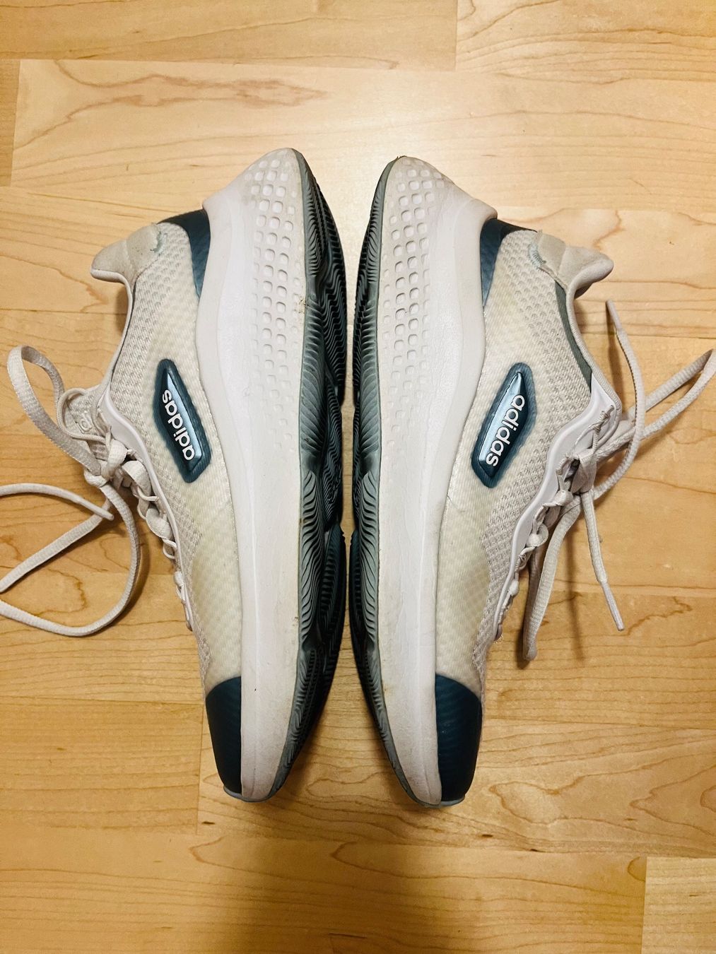 Adidas Scarpe da donna: Adidas Sneakers (Gr. 36 2/3, EU) – Usato da Winterthur venduto da cam_w67x 2