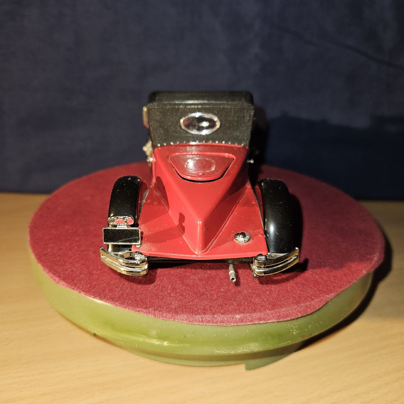 Franklin Mint Modellini d'auto: Stutz Black Hawk Speedster Modellauto 20cm – Usato da Kriens venduto da gra_fhn7 3