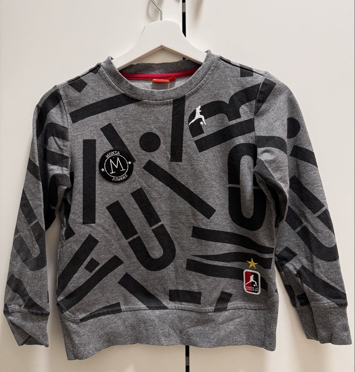 Maglioni & Felpe: Pullover Set (9 St.)für Jungen. Gr. 122-128 – Usato da Zürich venduto da iry_9mbn 8