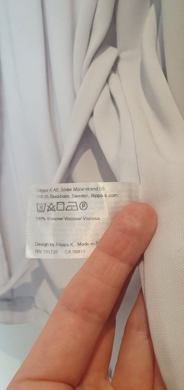 Giacche: Filippa K Kaftan – Usato da Zürich venduto da Annacw 2
