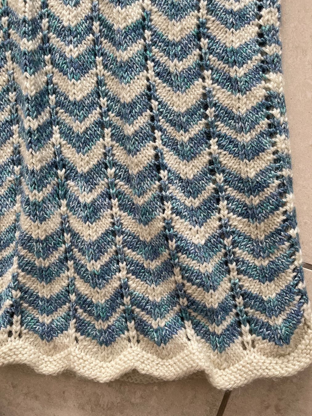 Maglioni & Felpe: Schöner Strickpullover Vintage Grösse M, Top Zustand – Usato da Gutenswil venduto da yneB1943 3