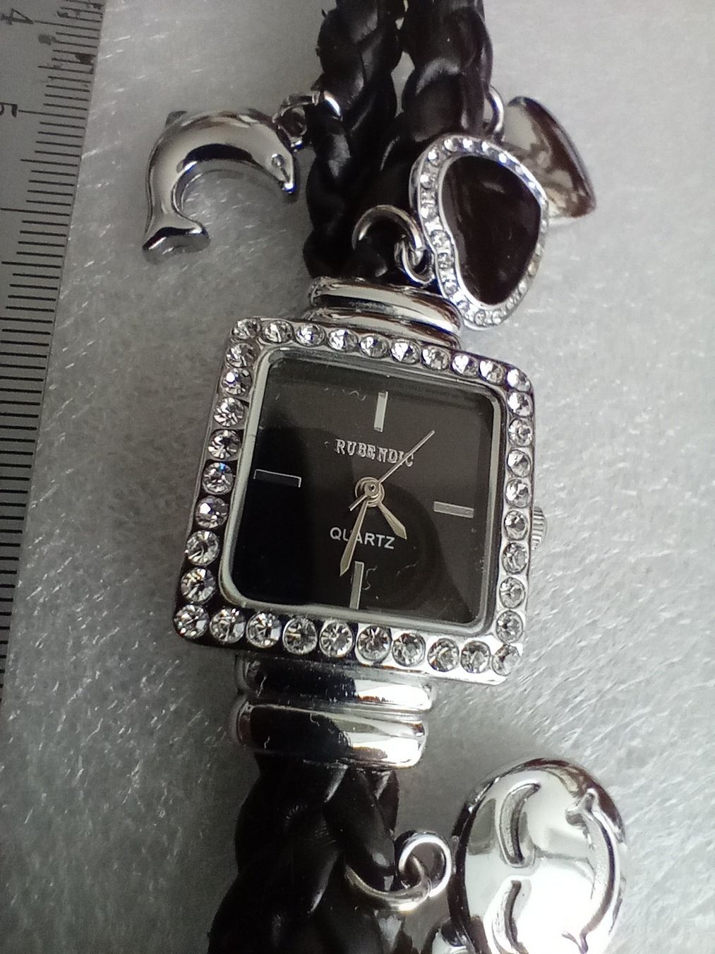 Orologi: Rubendic  Quarz Armbanduhr, Glitzerstein – Usato da Zürich venduto da sendbad 2