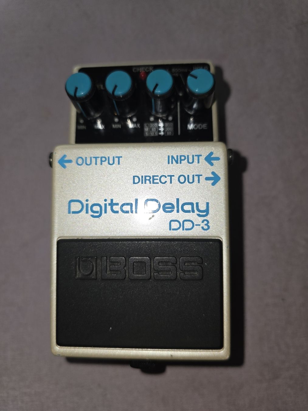 Boss Instruments de musique: BOSS DD-3 DIGITAL DELAY ... MADE IN JAPAN ... – D'occasion à Zürich par Antiquedealer