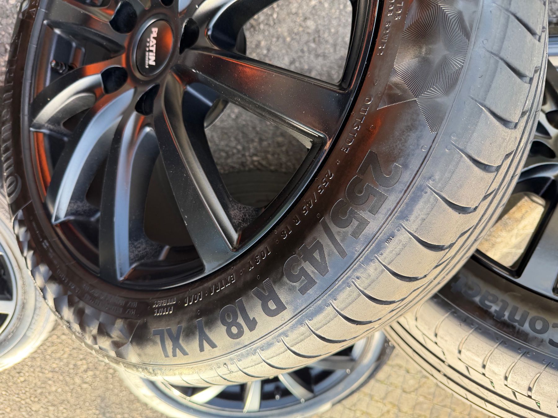 Volkswagen Pneus & Kompletträder: Roues été VW T5/ T6 / Amarok – Gebraucht aus Courrendlin von shopwheels 6