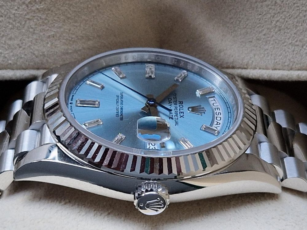 NEU ungetragen: Rolex Day-Date Platin 40mm Ice Blue (Neu und